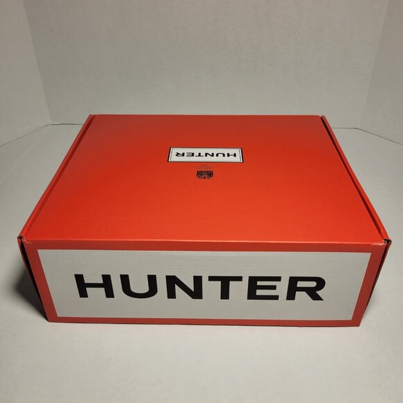 Hunter Women's Original Chelsea Boots in Black - Picture 4 of 9